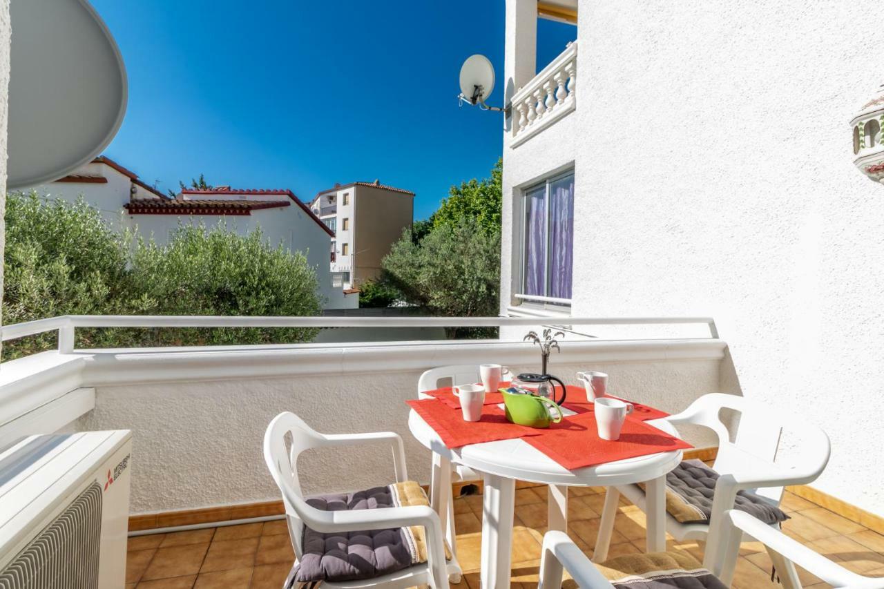 Goldhome - Valira Empuriabrava Exterior foto